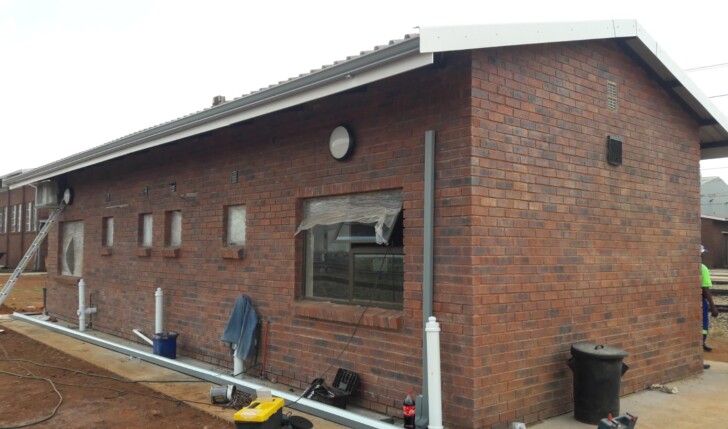 Seamless Gutter - Benrose, City Deep